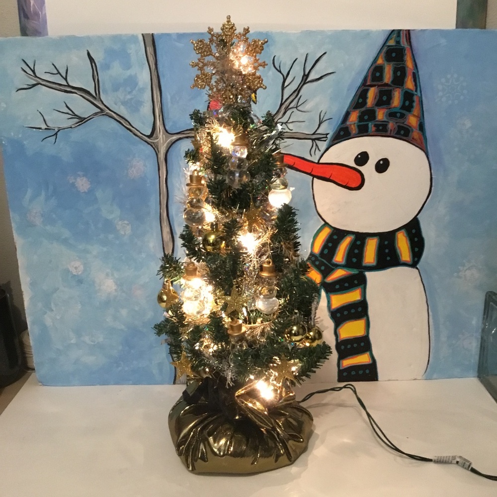 Handcrafted 19 inch Christmas Tree